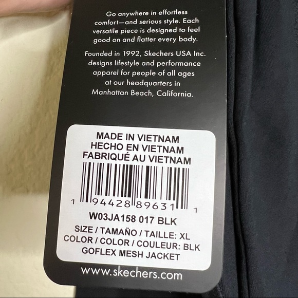 Skechers Women's GO Walk Yoga Jacket, Bold Black, XL - Picture 11 of 14